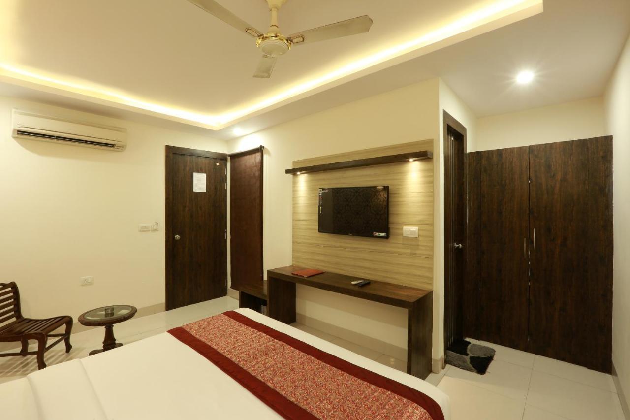 Travel Inn At Delhi Airport Nueva Delhi Exterior foto
